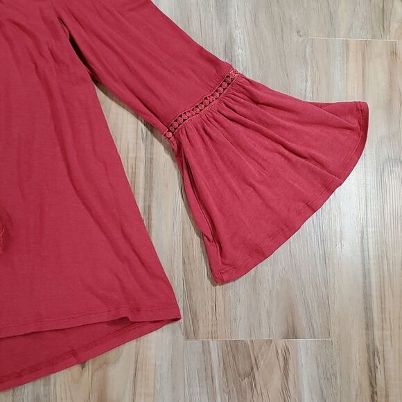 🧚♂️Cinnamon Embroidered Boho Bell Sleeve Top Size 12 - Picture 6 of 7